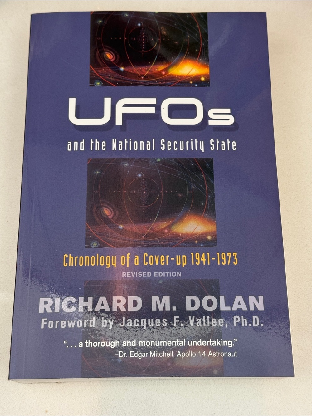UFOs and the National Security State - Richard M. Dolan - softcover